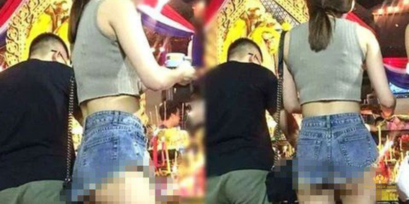 Ăn mặc hở hang đi chùa: vì sao không nên?