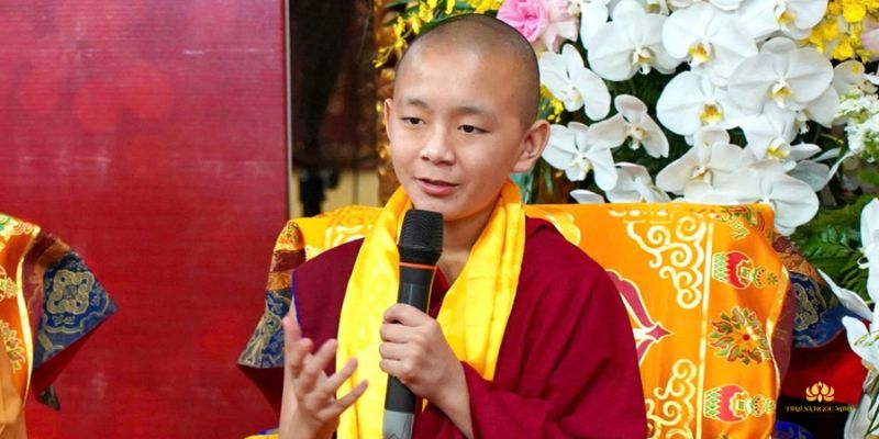 Hoàng tôn Vairochana Rinpoche
